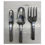 Brookstone company 10" pieces