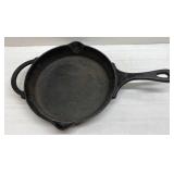 Pioneer Woman cast iron pan
