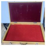 22'x14' wood box used for jewelry display 22'x14' wood box used for jewelry display