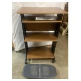 Standing rolling desk & balance board Standing rolling desk & balance board