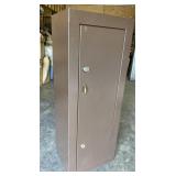 Gun safe with key