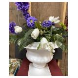 Huge plastic urn with flowers Huge plastic urn with flowers