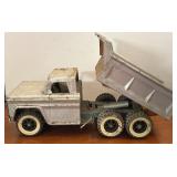 Vintage metal Strutco dump truck Vintage metal Strutco dump truck