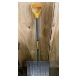 True Temper snow shovel