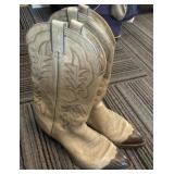 Imperial cowboy boots size 10 1/2