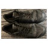 Adidas shoes size 101/2 Adidas shoes size 101/2