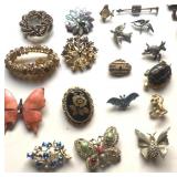 Vintage & antique brooches