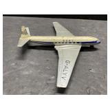 Dinky toys Comet plane Dinky toys Comet plane