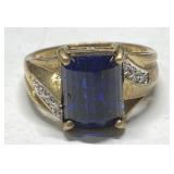 10K gold ring size 7 weight 4.6g 10K gold ring size 7 weight 4.6g