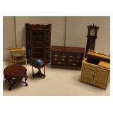 Detailed doll house furniture-see pics for size &