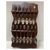Vintage 13 Colonies Bicentennial Decorative Spoons