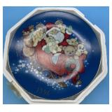 "Santa in Dreamsicle Land" collector plate