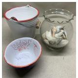Seashells, small bucket & bowl