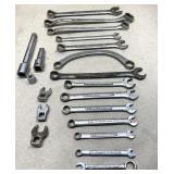NICE lot of vintage Craftsman wrenches