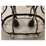 Metal grapevine chandeliar