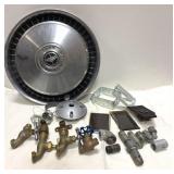 Spickets, Ford  hubcap & hardware