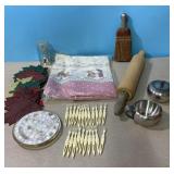 Kitchen and decorative items. Cocktail forks,