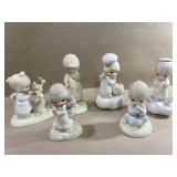 6 Precious Moments figurines
