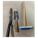 Trimmer, trowel and squeegee