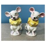 Two mice salt and pepper shakers