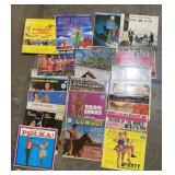 Lot of vintage vinyl records