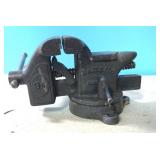 Vintage Majestic 35 Anvil style vise