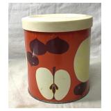Vintage tin can with Lid, 5.5x5.5 Vintage tin can with Lid, 5.5x5.5