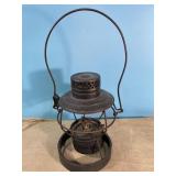 Handlan kerosene lamp, missing globe, 15.5' Handlan kerosene lamp, missing globe, 15.5'