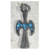 Pretty bird pendant w/ turquoise colored stones Pretty bird pendant w/ turquoise colored stones