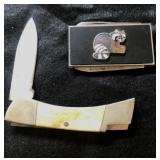 Frost Cutlery Locking Blade Knife and Raccoon Frost Cutlery Locking Blade Knife and Raccoon