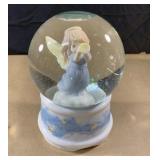 Precious Moments Joy to the World snowglobe music