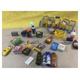 Vintage MINI BRANDS prizes toys