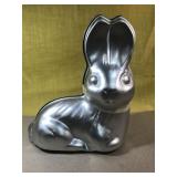 10x11" Wilton Bunny Pan