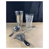 Vintage bar drink maker shaker