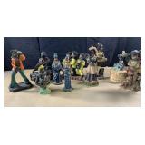 Lot of polyresin figurines