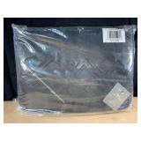 NEW TARGUS tracks laptop sleeve. Fits