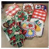 NEW potholders and towels