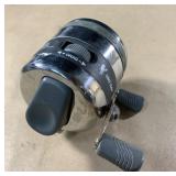 Eagle claw fishing reel. Titan SE 400. Capacity