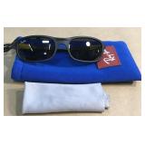 Kids Ray-Bans- Looks new