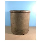 Antique Salt Glazed Crock-8" takk