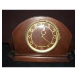 Seth Thomas Electric Mantle Clock (Works)