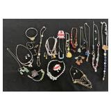 Costume Jewelry Necklace Earring Lot