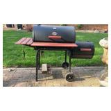 Char-Griller Professional Grill/Smoker w/ Covers