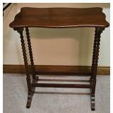 Walnut TableW14 H28.5 D24
