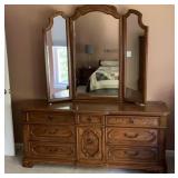Thomasville Dresser 9 Drawer 72W 20D 30H
