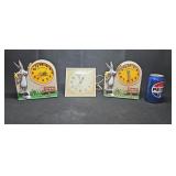 1974 Janex Corp. Bugs Bunny Clocks - 1 without a