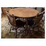 Drop Leaf 41ï¿½ Round Maple Table and 4 Chairs