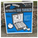 Little Giant 6200 Incubator Open Appears to Have