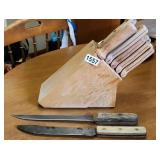 Chicago Cutlery Block and Knives 2-10" Knives