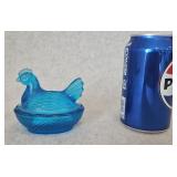 Blue Glass Hen on Nest (3.5 inch)
